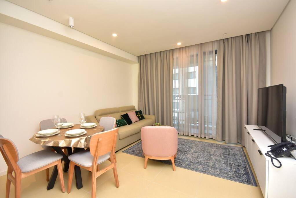 Brand New ! Seaside Apt With Poolview & Parking Budva Bagian luar foto